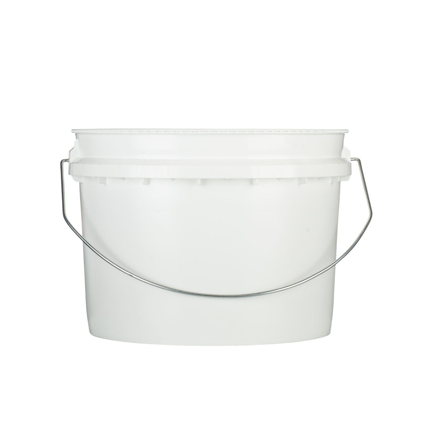 A white plastic 5-kilogram pail with a metal carrying handle, designed for feeding bees.