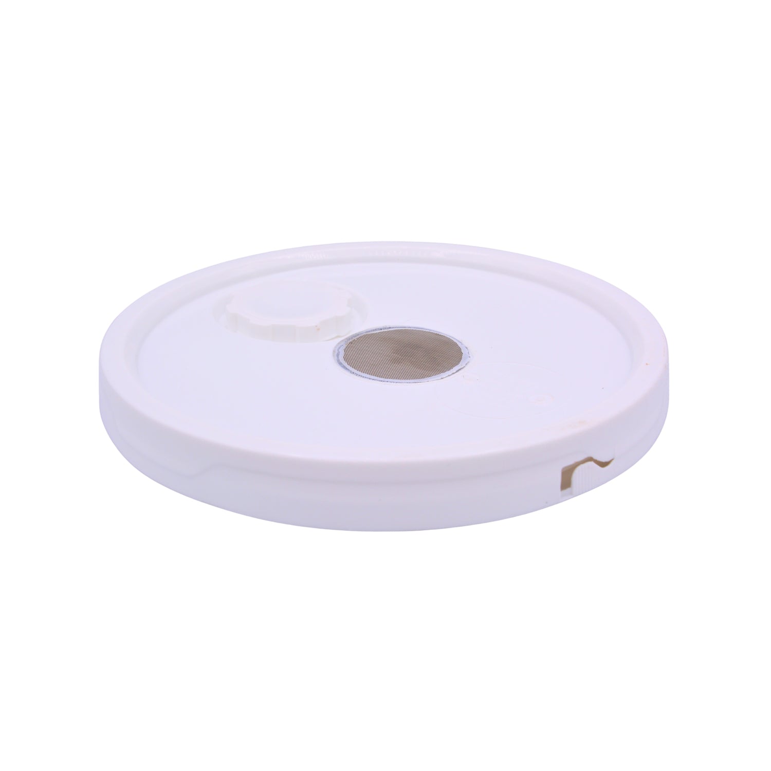 A white plastic feeder lid with a stainless steel mesh disc and rubber gasket seal.