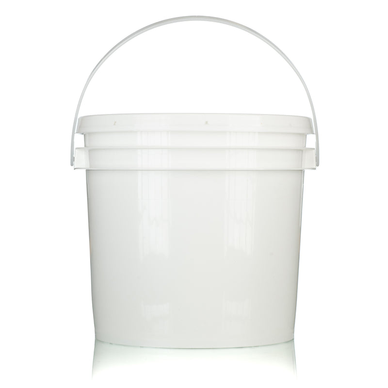 7 Kilogram Plastic Pails w/Lids